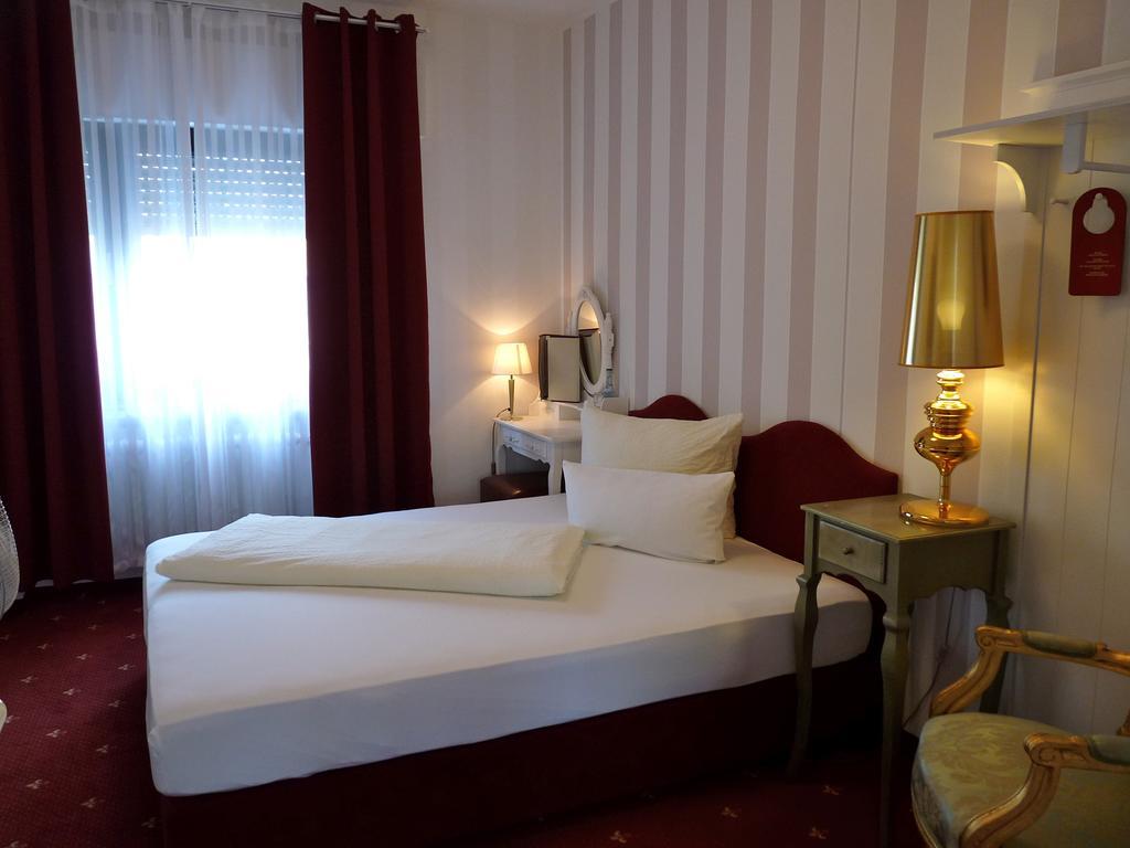 Hotel Geissler Stuttgart Cameră foto